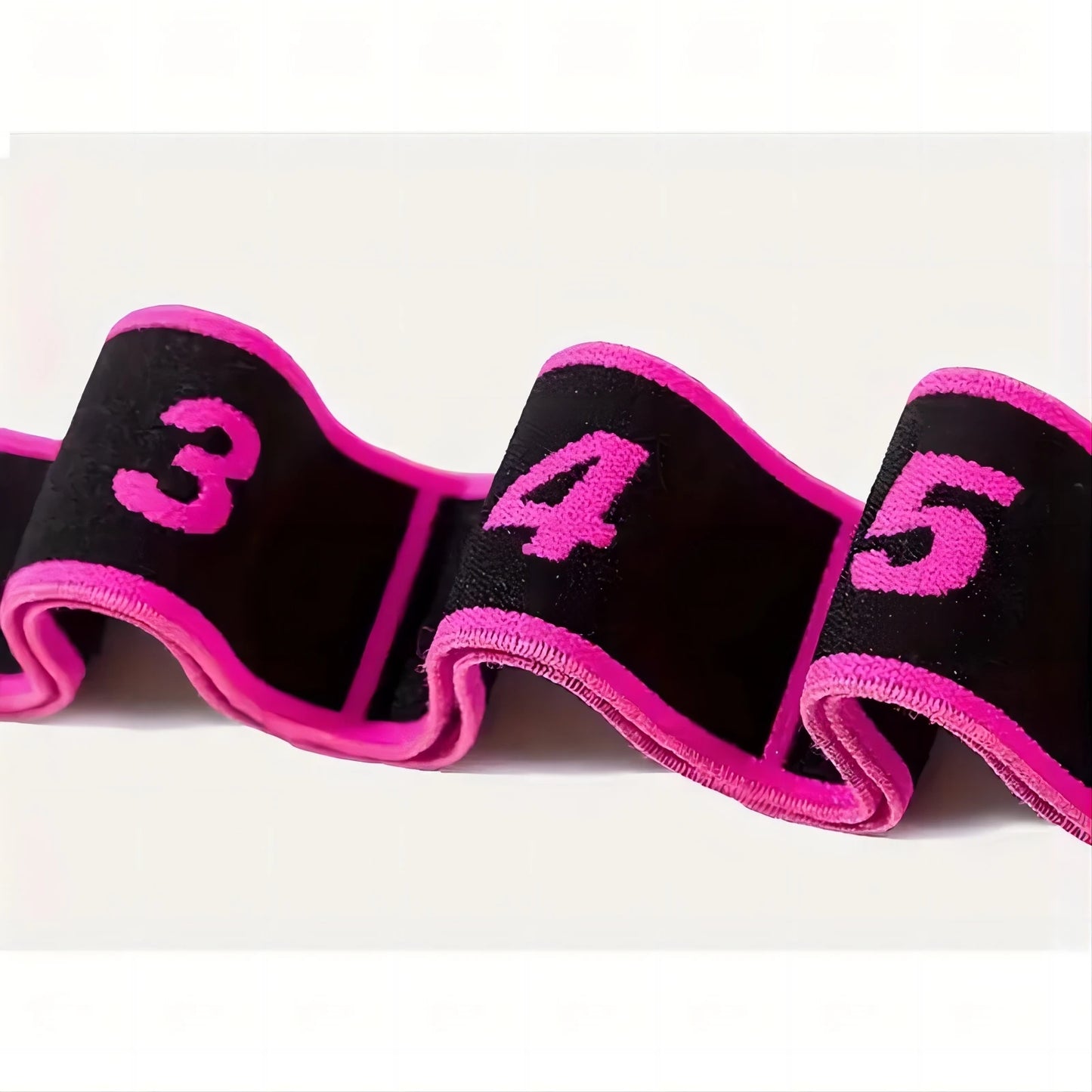 Figure-8 resistance band